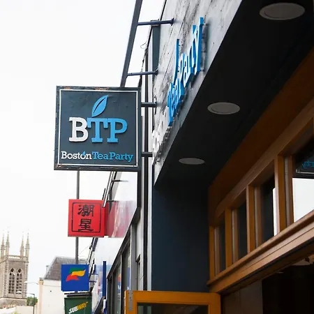 펜션 Milestone Celebration House! Sleeps 16 Max 3 Bathrooms Walk To Nightlife Weekends Only *