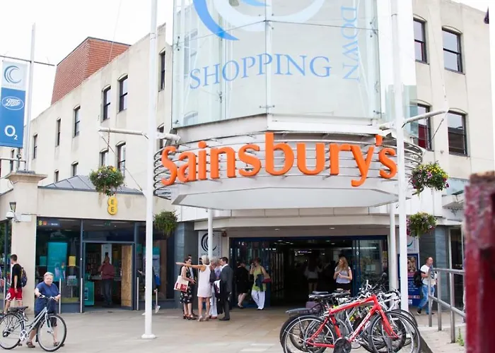 Stag & Hen Retreat - Walk To Nightlife - Sleeps 16