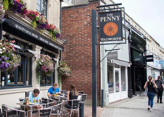 Будинок відпочинку Stag & Hen Retreat - Walk To Nightlife - Sleeps 16 *